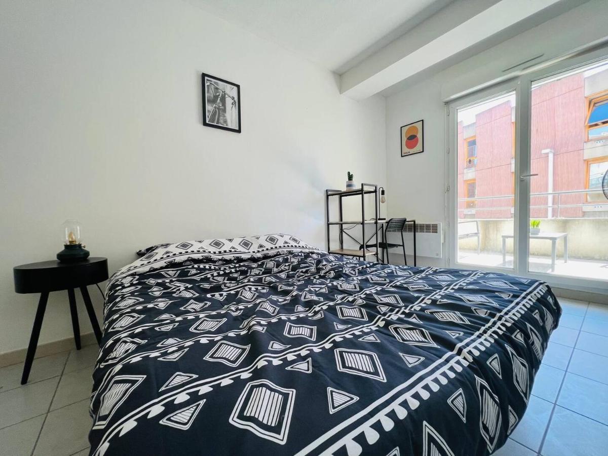 Appartement Studio Le 2, Free Parking, Free Wifi, Transports à Nîmes Extérieur photo
